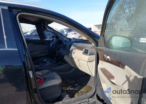 2016 Kia Sorento 2.4L Lx z USA, uszkodzony, nr VIN 5XYPG4A3XGG181588